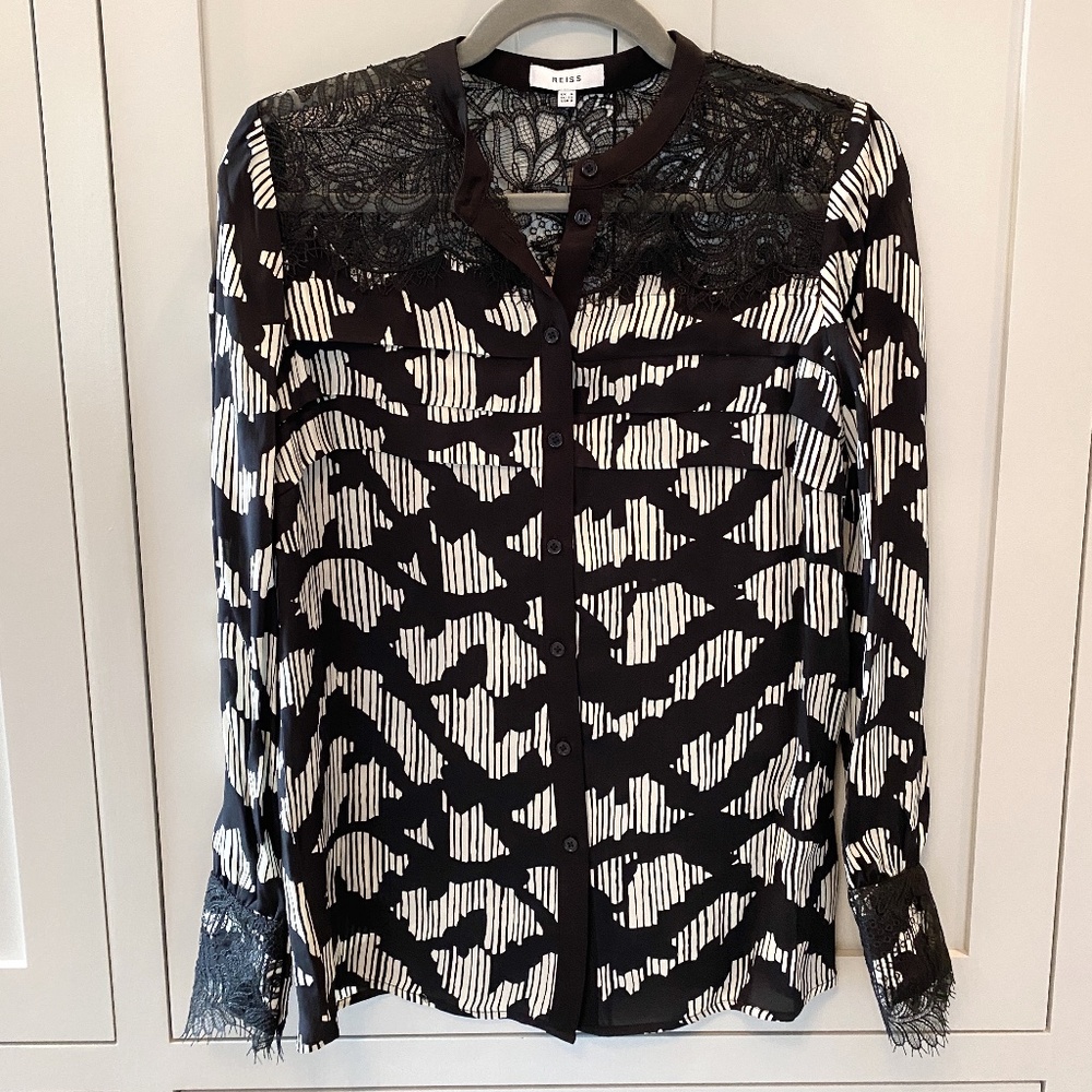 NWT REISS Ana-Lace Placement Print Top | 0